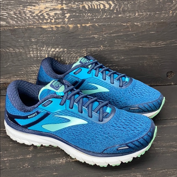 brooks adrenaline gts 18 size 8